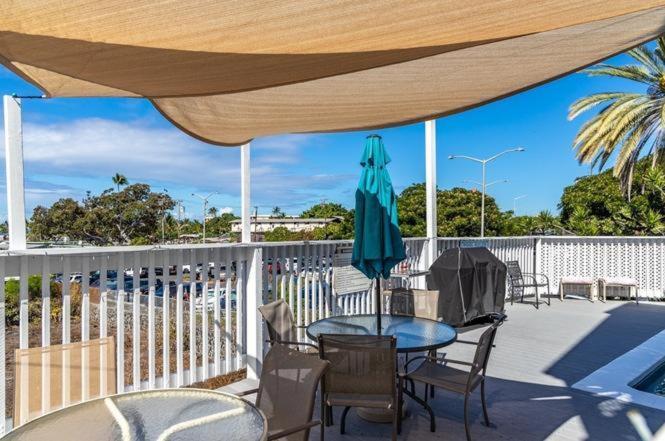 Da Kona West 305 Apartment Kailua-Kona Bagian luar foto